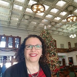 Meet your Posher, Lydia